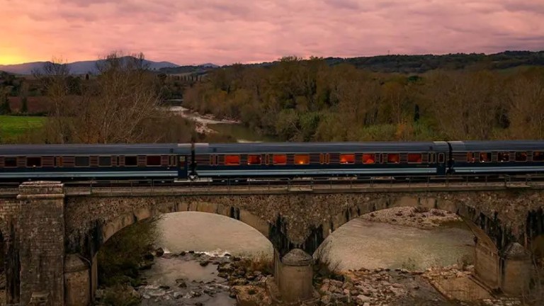 AERIAL-VIEW_-©La-Dolce-Vita-Orient-Express-2025-Photo-Credits-Oliver-Astrologo-copy
