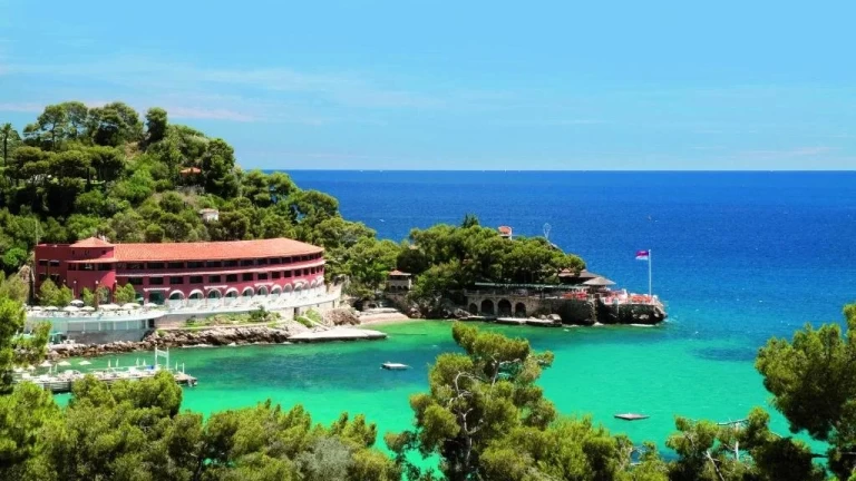 Monte-CarloBeach.webp